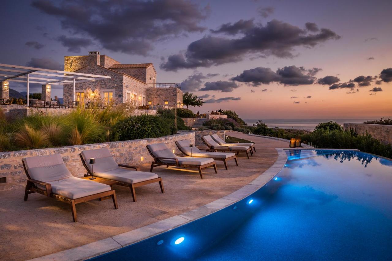 Aria Estate Suites & Spa อาเรโอโปลิส ภายนอก รูปภาพ
